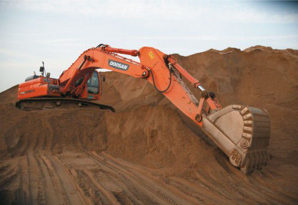 Гусеничный экскаватор DOOSAN DX420LCA