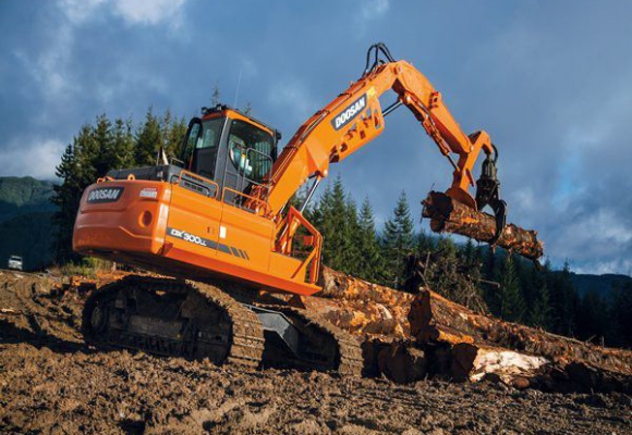 Перегружатель леса и металлолома DOOSAN DX300LL