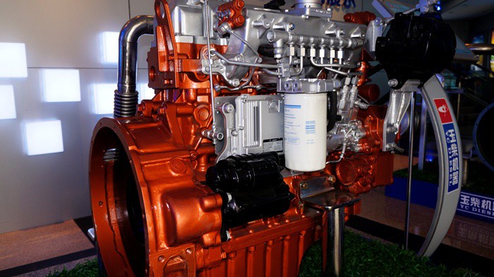 Фото Двигатель для спецтехники YUCHAI YC4B80G, компания ООО Орланд